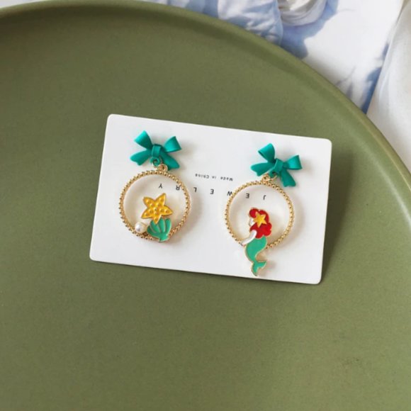 🍏50% OFF/3+...Asymmetrical Little Mermaid Earrings - Picture 1 of 6